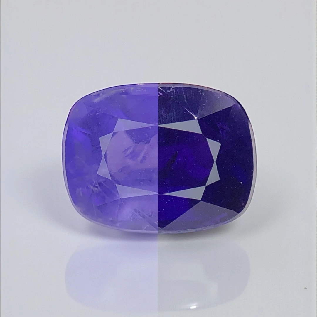 2.98 ct Purple Hackmanite Cushion